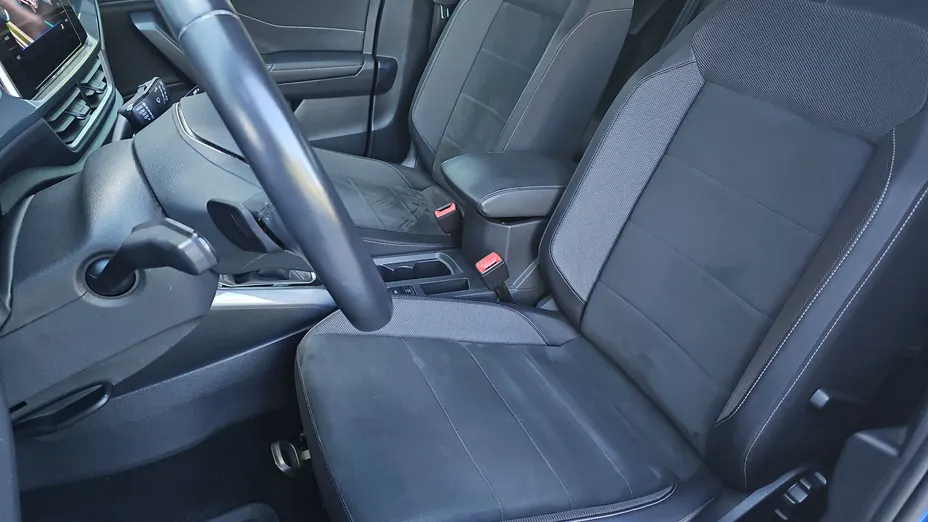 VOLKSWAGEN T-ROC -