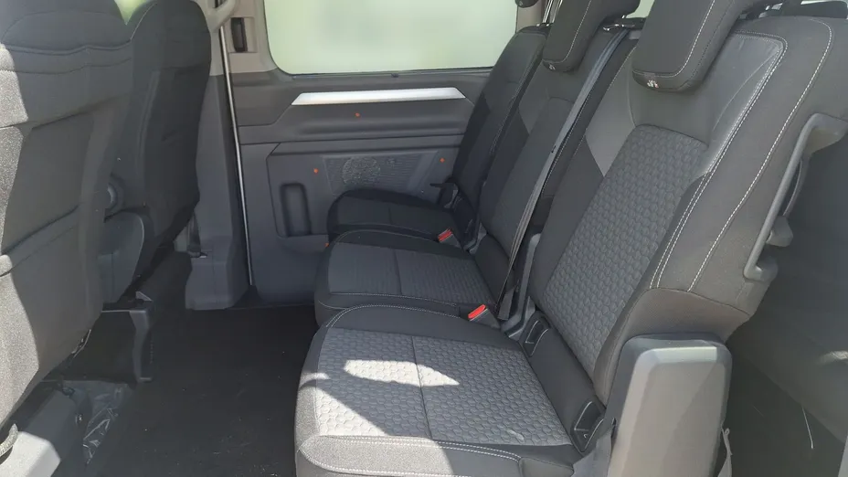 VOLKSWAGEN Caravelle Caravelle 2.0 TDI L2 Life aut Nowy