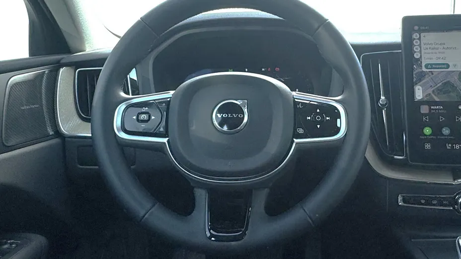 VOLVO XC60 XC60 B5 B AWD Plus Dark aut