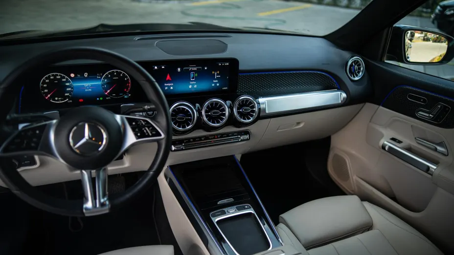 MERCEDES-BENZ GLB GLB 200 mHEV Progressive 7G-DCT