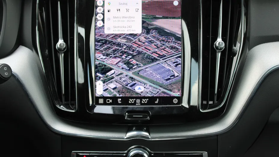 VOLVO XC60 XC60 B4 D AWD Plus Dark aut