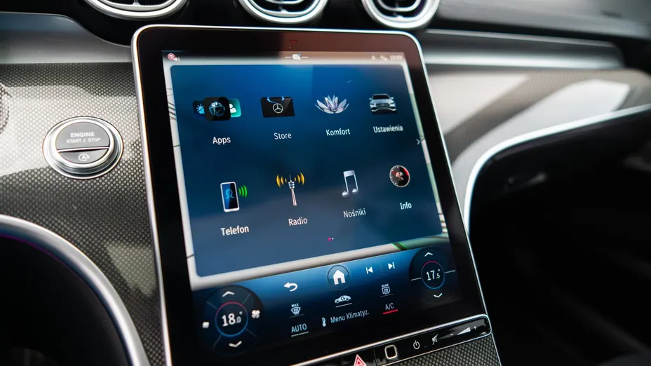 MERCEDES-BENZ C Klasa C 220 d mHEV 4-Matic AMG