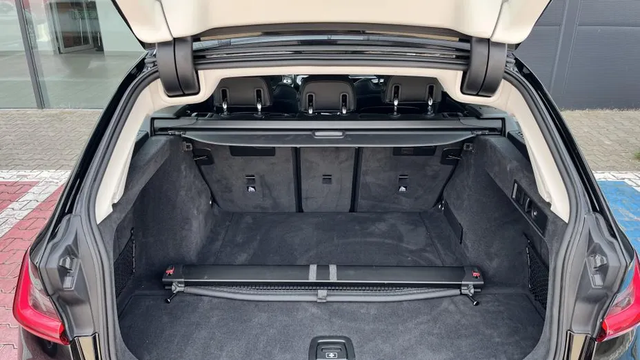 BMW Seria 3 320d xDrive Sport Line aut