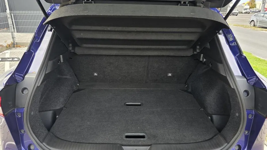 NISSAN Qashqai Qashqai 1.3 DIG-T N-Connecta DCT