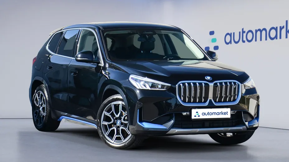 BMW iX1 iX1 xDrive30 66.5kWh xLine