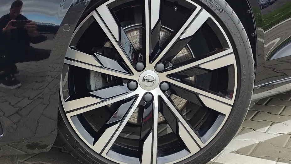 VOLVO V60 V60 B4 D Plus Dark aut