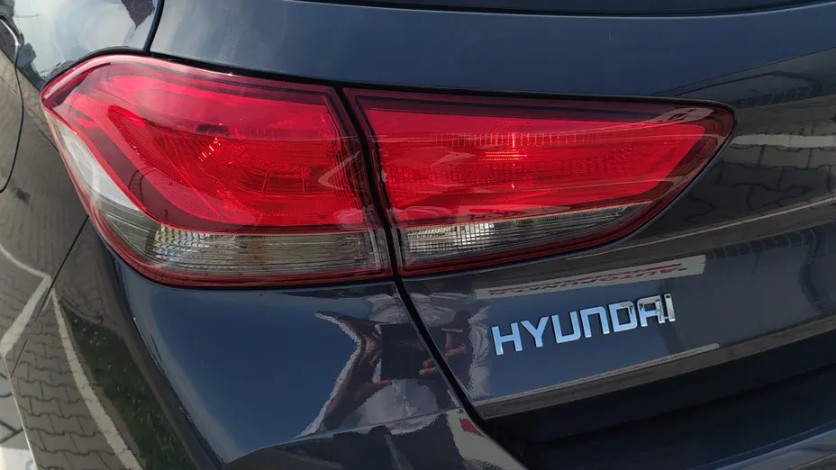 HYUNDAI i30 i30 1.5 DPI Classic +