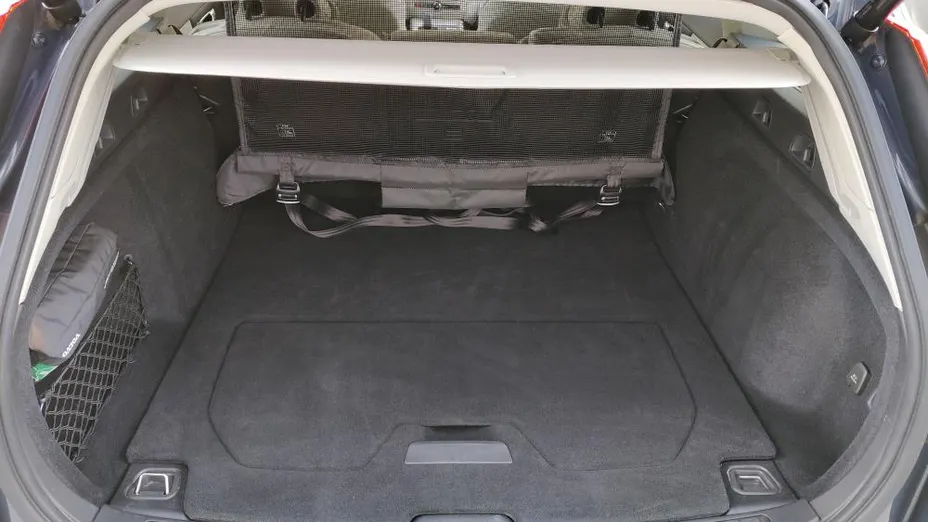 VOLVO V60 V60 B4 D Core aut