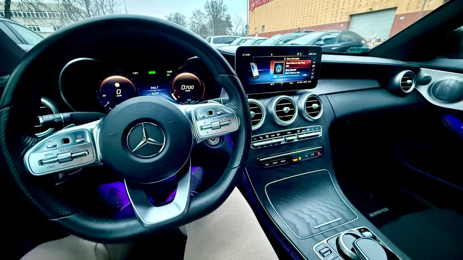 MERCEDES-BENZ C Klasa C 200 4MATIC 9G-TRONIC