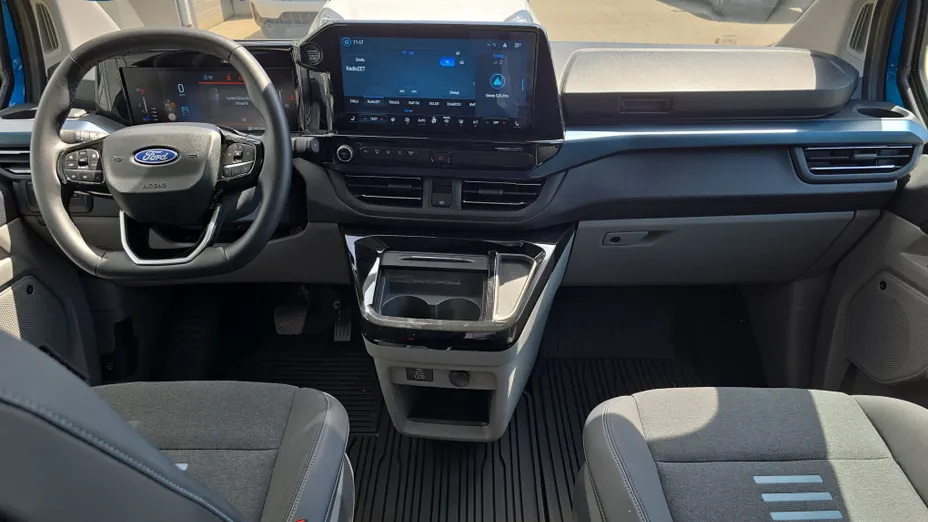 FORD Tourneo Custom Transit Custom Kombi 2.5 PHEV 340 L2H1 Limited CVT M1