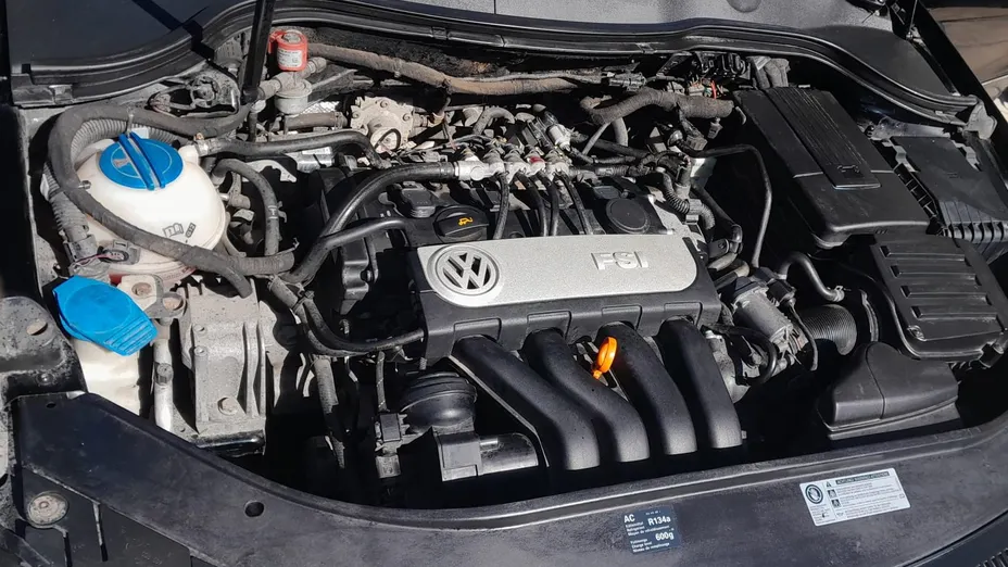VOLKSWAGEN Passat Passat 2.0 FSI Highline