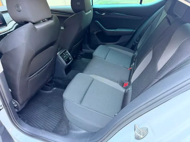 SKODA Octavia Octavia 1.5 TSI e-Tec Ambition DSG