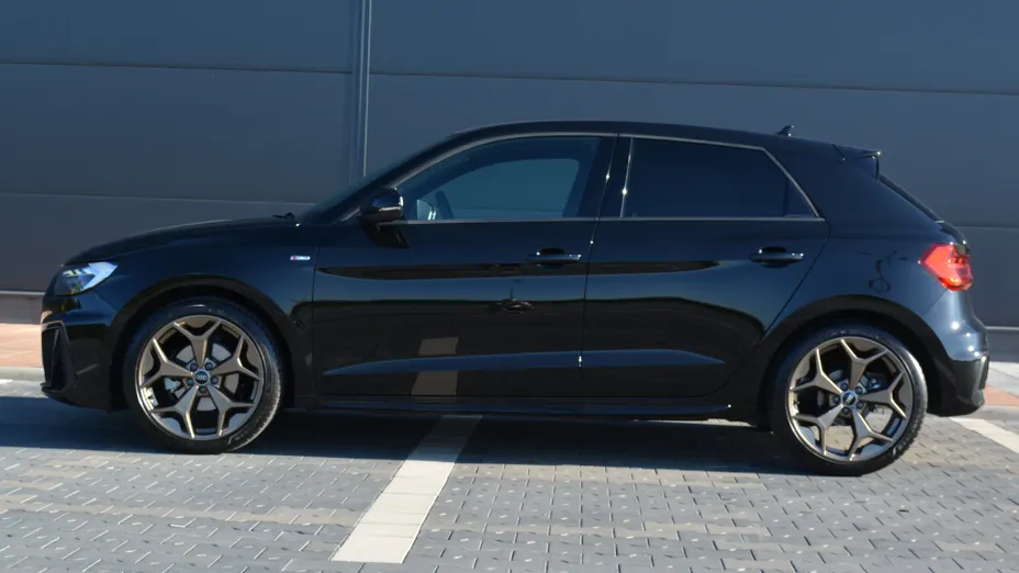 AUDI A1 A1 35 TFSI S-Line S tronic