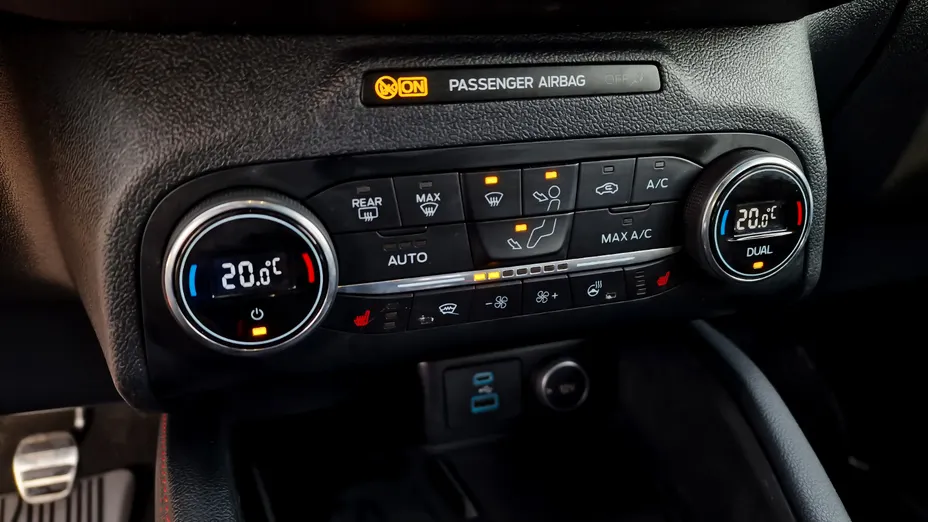 FORD Kuga Kuga 1.5 EcoBoost FWD ST-Line