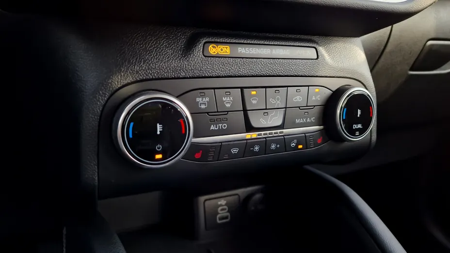 FORD Kuga Kuga 2.5 FHEV FWD Vignale