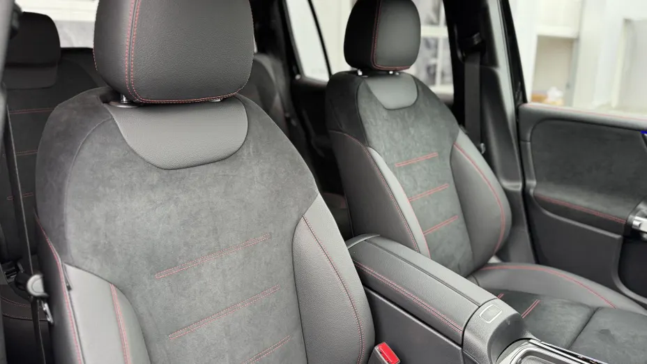 MERCEDES-BENZ GLB GLB 220 mHEV 4-Matic AMG Line 8G-DCT Nowy