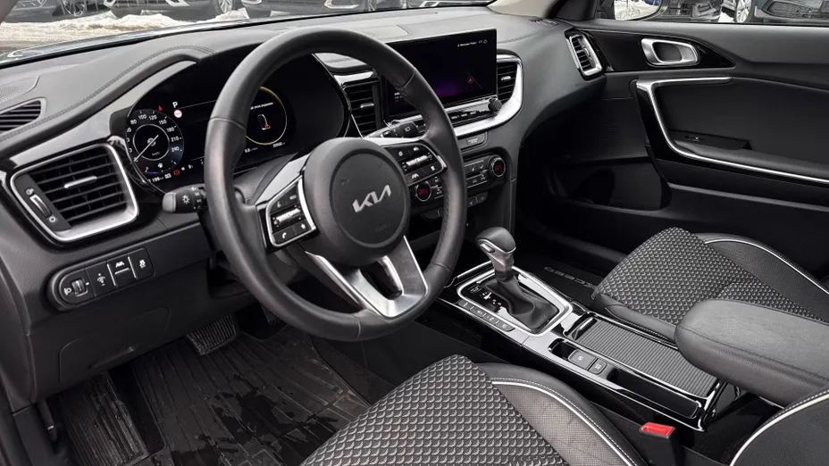 KIA XCeed XCeed 1.5 T-GDI Business Line DCT