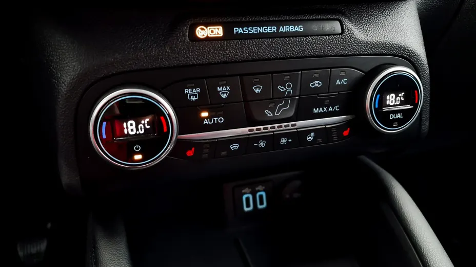 FORD Kuga Kuga 1.5 EcoBoost FWD Titanium