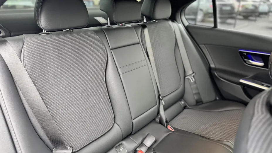 MERCEDES-BENZ C Klasa C 180 mHEV Avantgarde Nowy