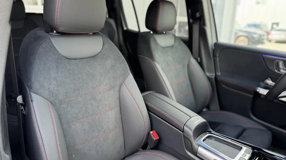 MERCEDES-BENZ GLB GLB 200 mHEV AMG Line 7G-DCT Nowy