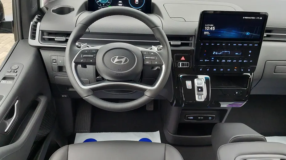 HYUNDAI Staria Staria 1.6 T-GDI HEV Smart VIP aut Nowy