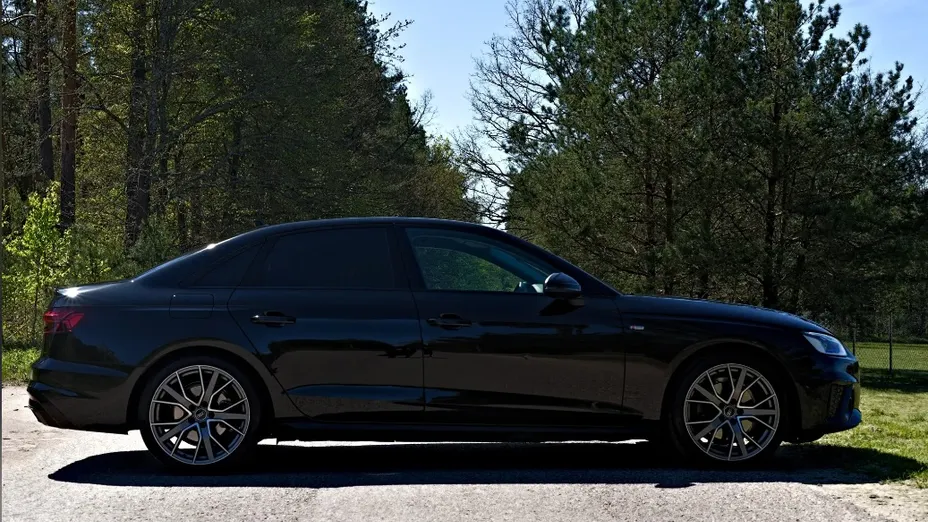 AUDI A4 A4 2.0 TFSI S tronic