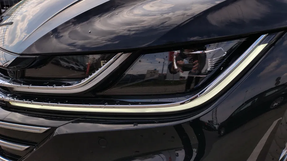 VOLKSWAGEN Arteon Arteon 2.0 TDI 4Motion R-Line DSG