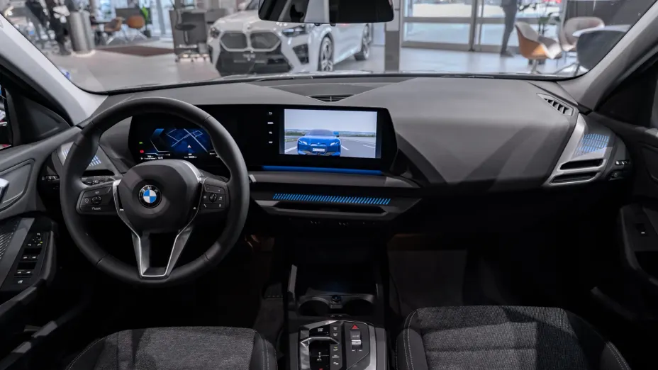 BMW Seria 1 118d aut Nowy