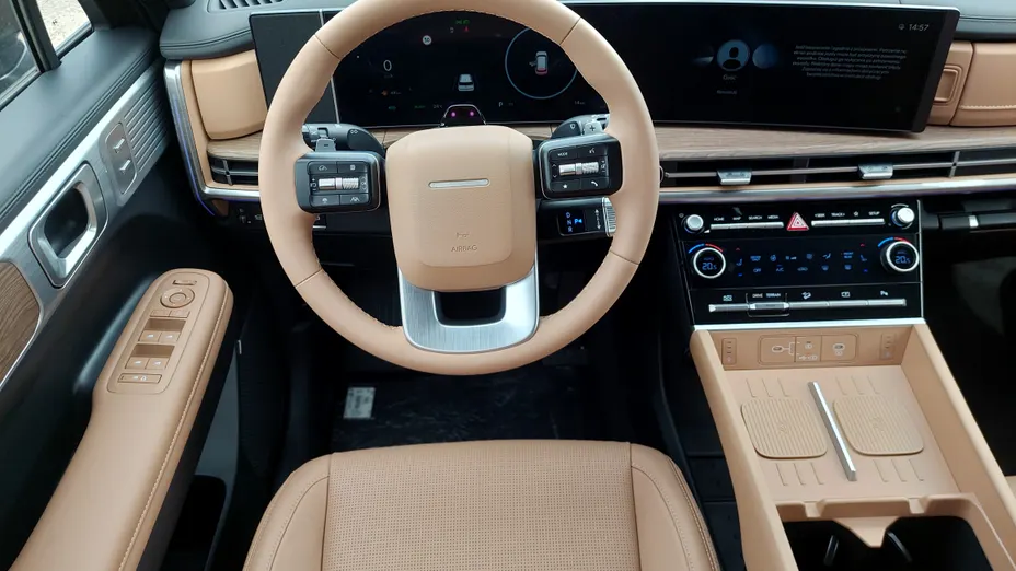 HYUNDAI Santa Fe Santa Fe 1.6 T-GDI HEV Platinum 4WD aut 7os. Nowy