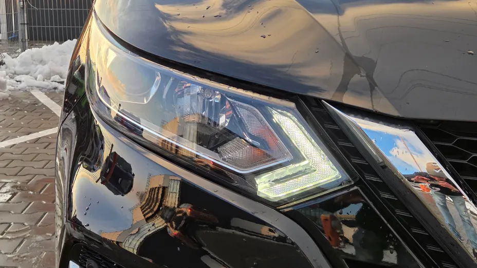 NISSAN Qashqai Qashqai 1.3 DIG-T N-Connecta