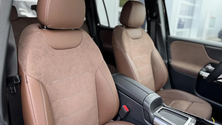 MERCEDES-BENZ GLB GLB 200 mHEV AMG Line 7G-DCT Nowy