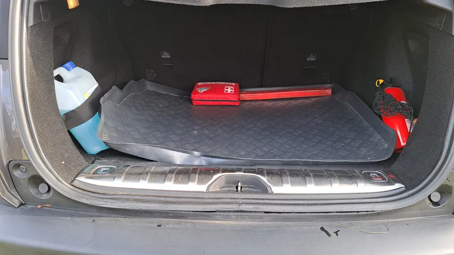 PEUGEOT 2008 2008 1.2 Pure Tech Active S&S EAT6