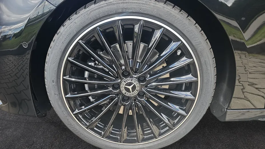 MERCEDES-BENZ A Klasa A 220 4-Matic AMG Line 8G-DCT Nowy