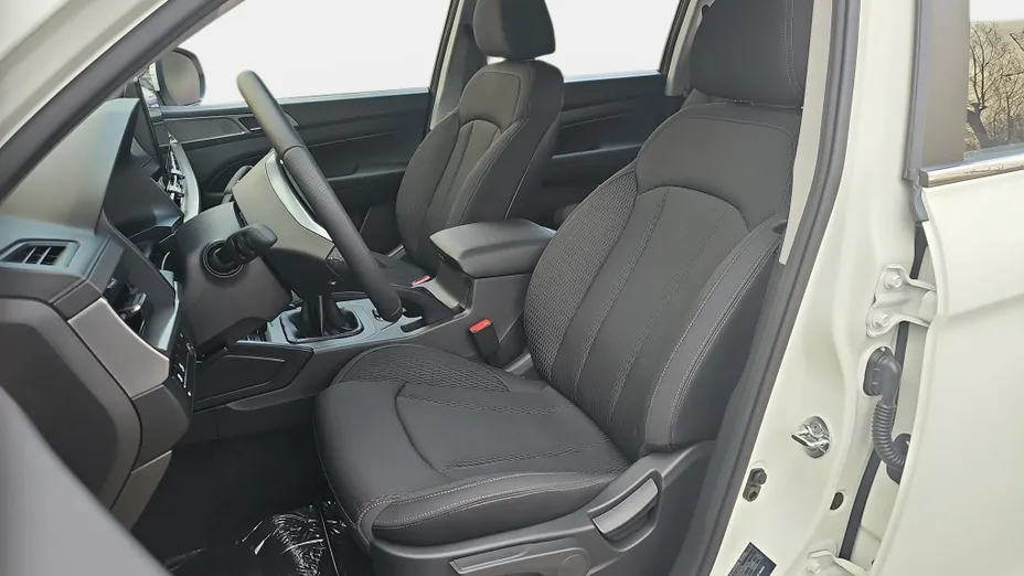 KGM / SSANGYONG Musso Musso Grand 2.2 e-XDi Joy 4WD Nowy