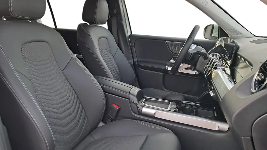 MERCEDES-BENZ GLB GLB 200 mHEV Progressive 7G-DCT