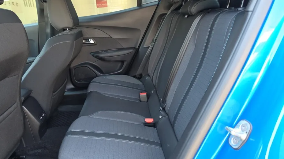 PEUGEOT 2008 e-2008 Allure
