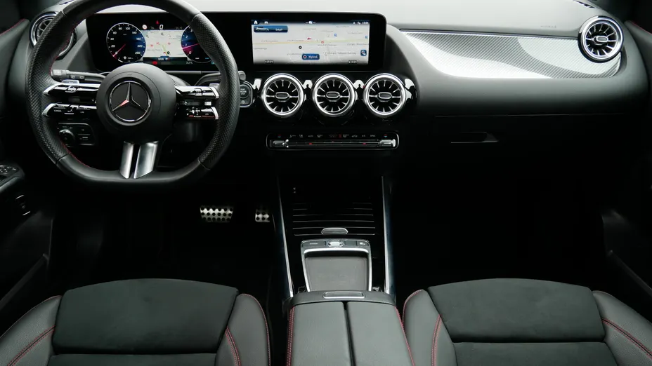 MERCEDES-BENZ B Klasa B 220 4-Matic mHEV AMG Line 8G-DCT