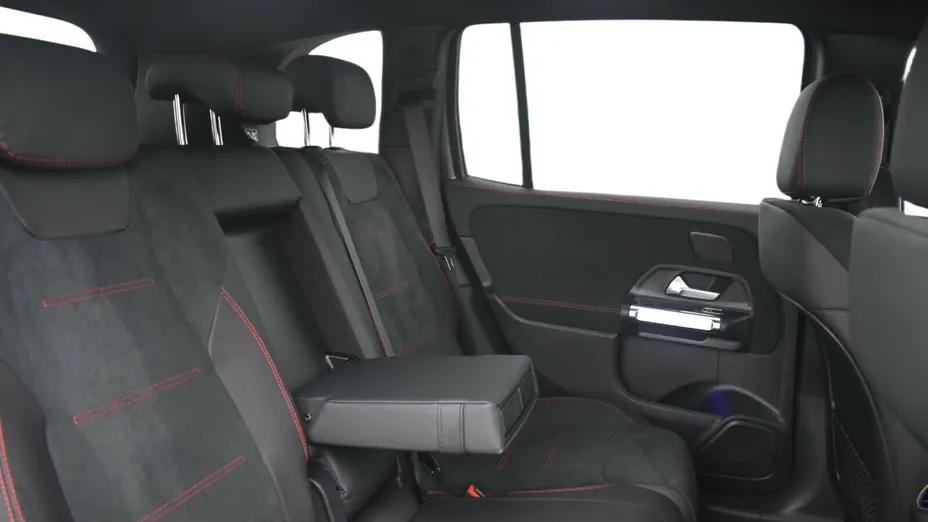 MERCEDES-BENZ GLB GLB 200 d AMG Line 8G-DCT