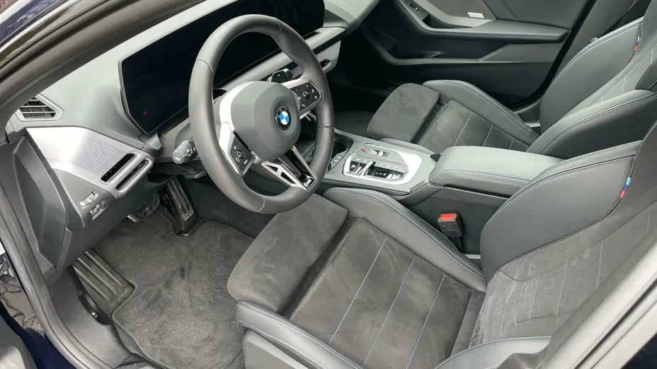 BMW Seria 2 220 mHEV