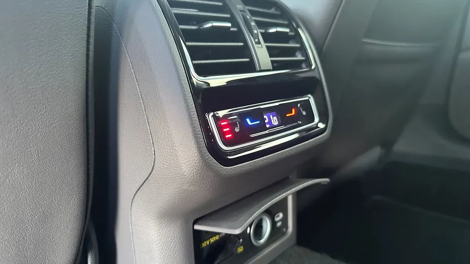 VOLKSWAGEN Arteon -