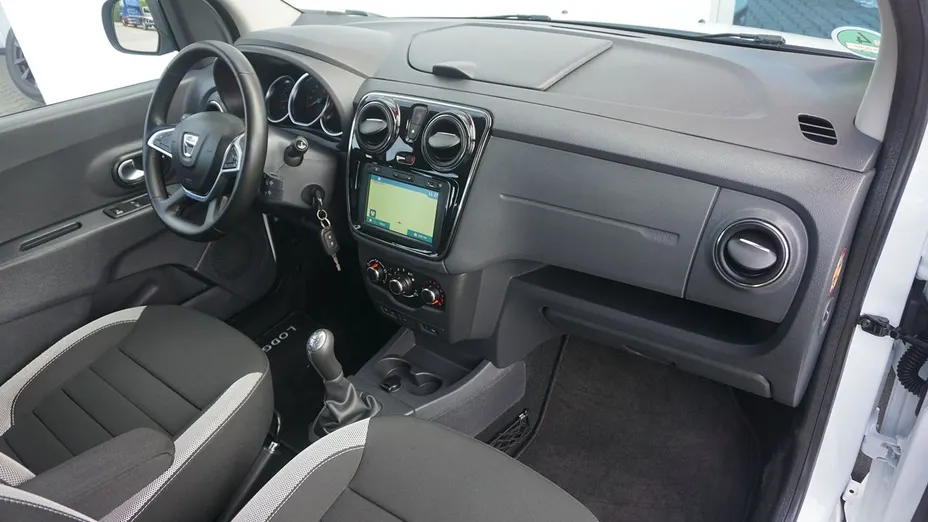 DACIA Lodgy Lodgy 1.6 SCe Stepway S&S