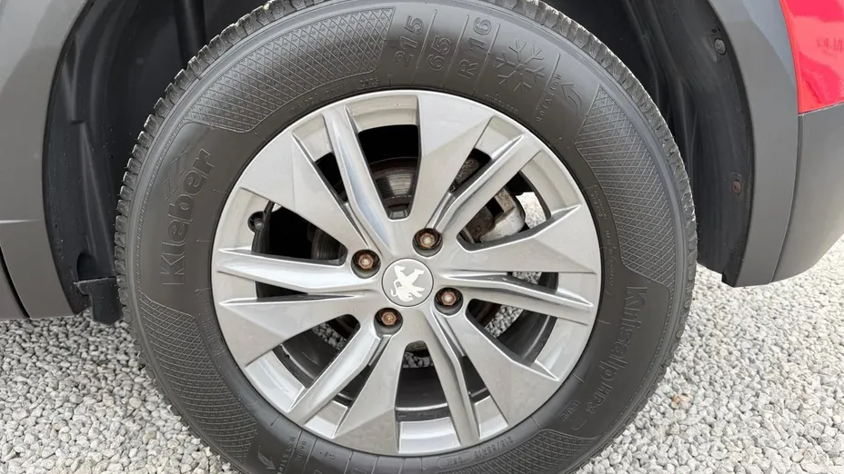 PEUGEOT 2008 -