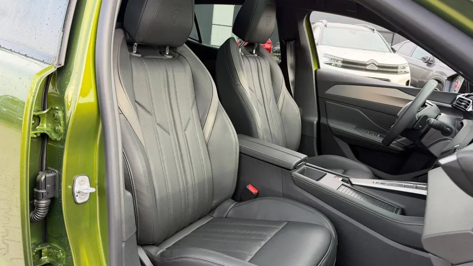 PEUGEOT 408 408 1.2 PureTech mHEV GT Exclusive S&S e-DCS6 Nowy