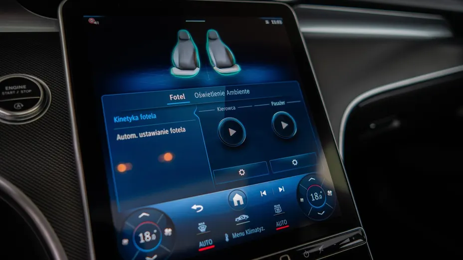 MERCEDES-BENZ C Klasa C 200 mHEV 4-Matic AMG