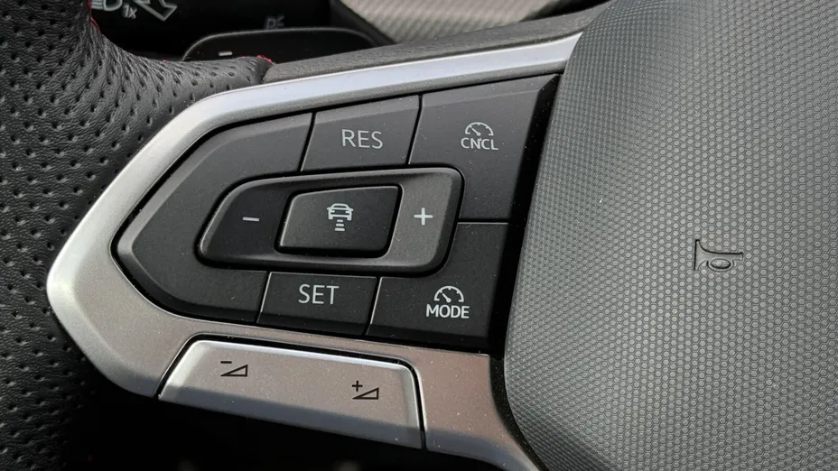 VOLKSWAGEN Golf Golf VIII 2.0 TSI GTI DSG