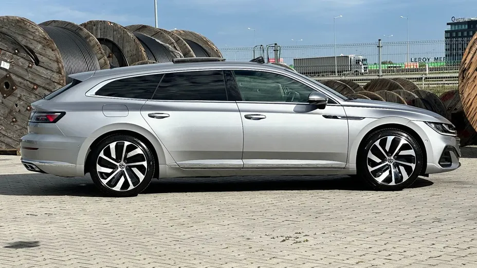 VOLKSWAGEN Arteon Arteon 2.0 TSI R-Line DSG