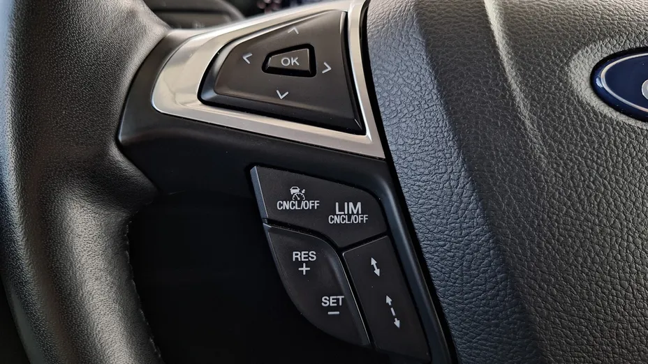 FORD S-MAX S-MAX 2.5 Hybrid Titanium CVT 7os.
