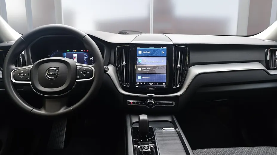 VOLVO XC60 XC60 B4 B Essential aut