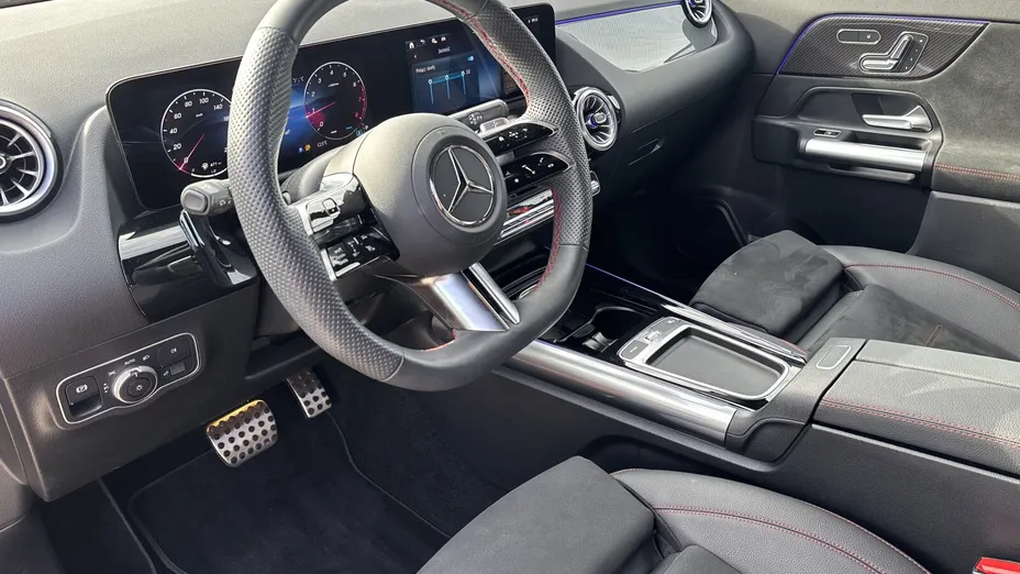 MERCEDES-BENZ GLA GLA 200 mHEV AMG Line 7G-DCT