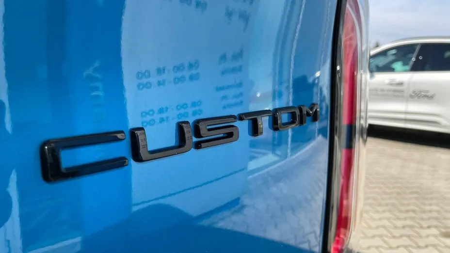 FORD Transit Custom Transit Custom Kombi 2.0 EcoBlue 320 L2H1 Limited M1 Nowy